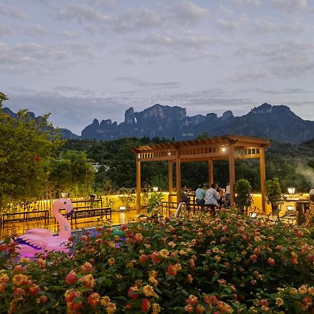 Heaven'S Gate Home Stay --Free Pick Up Service--Panoramic View Of Tianmen Mountain Zhangjiajie Exteriör bild